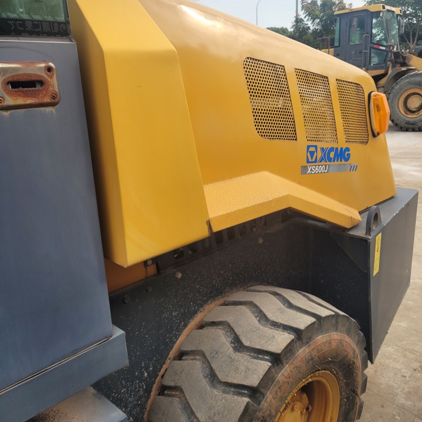 USED XCMG XS600J
