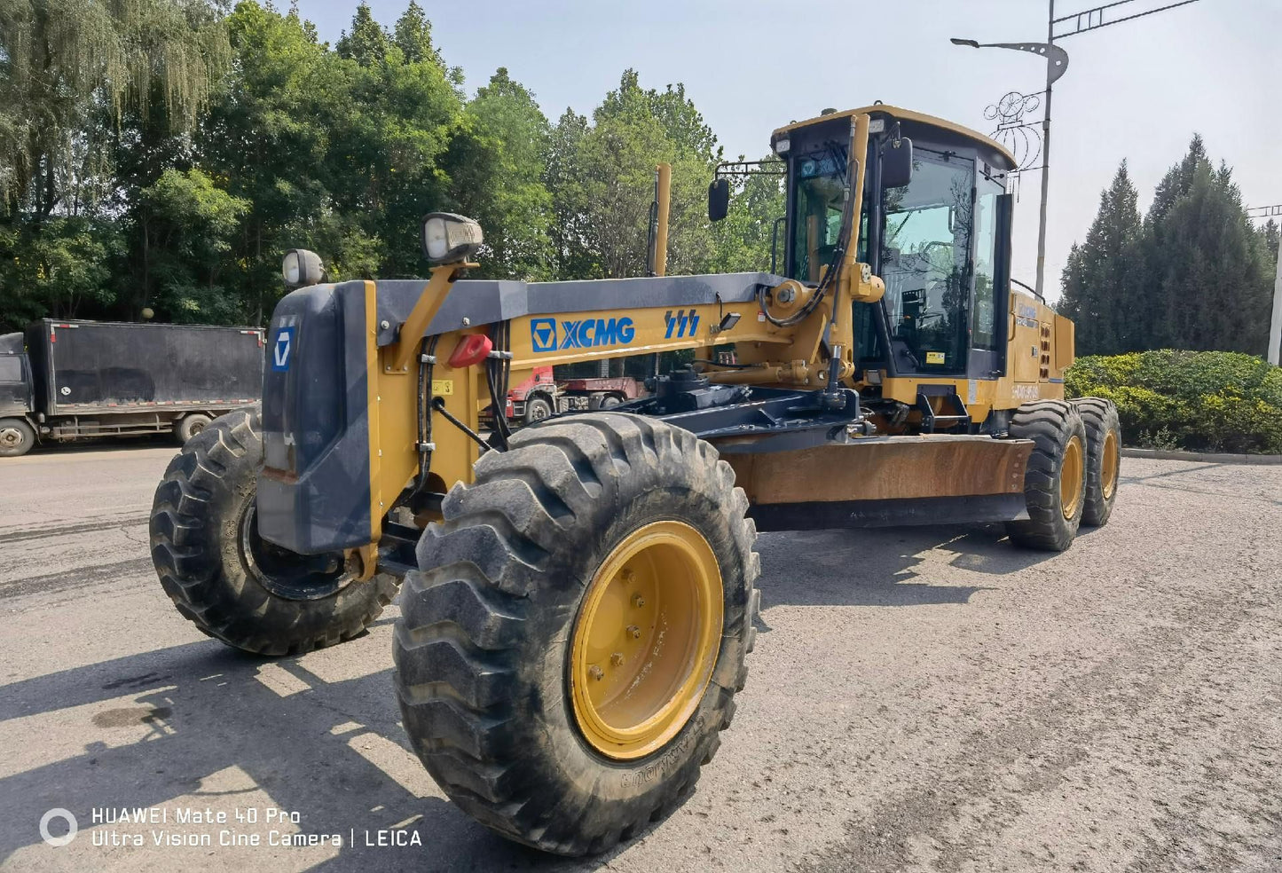 USED XCMG GR1805
