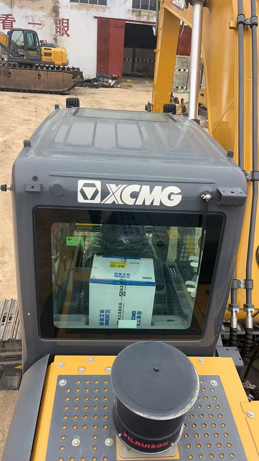 Used XCMG XE270DK MAX Excavator for Sale rear side view