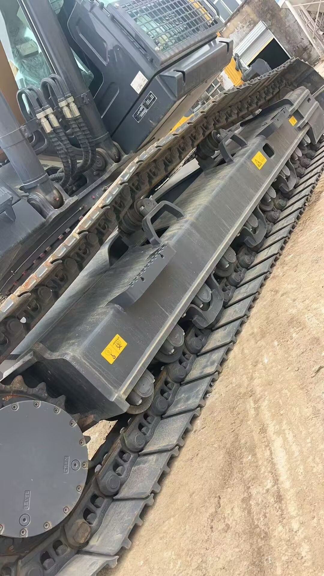 USED XCMG XE270DK MAX