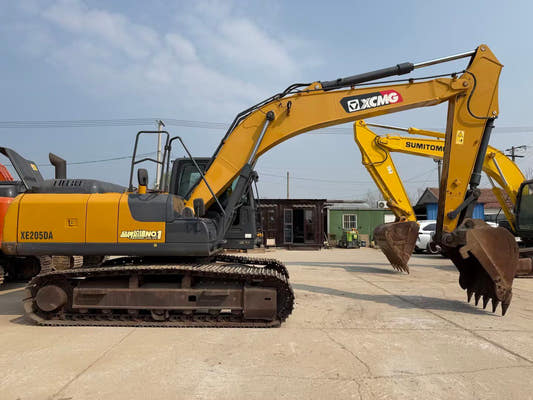 Used XCMG XE205DA Excavator for Sale rear side view