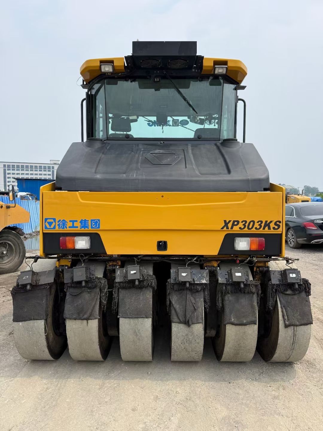 USED XCMG XP303KS