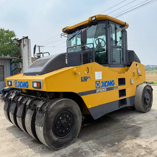 Used XCMG XP303KS Road Roller for Sale side view