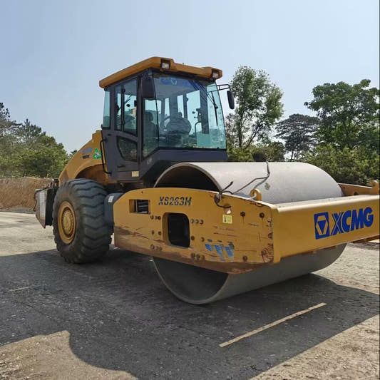 Used XCMG XS263H Road Roller for Sale side view