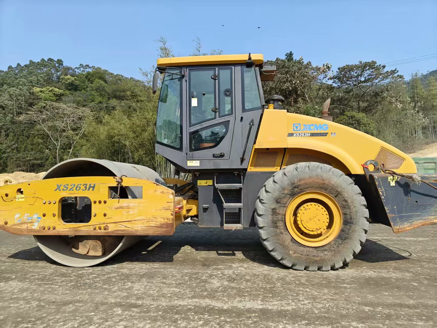 USED XCMG XS263H