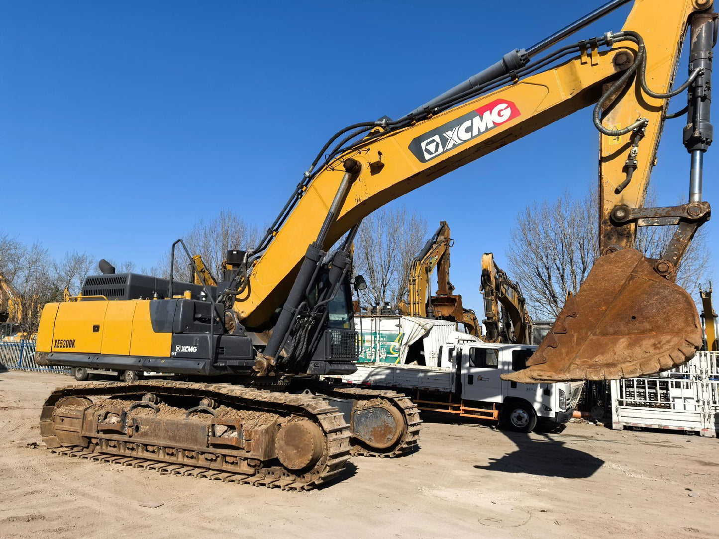 USED XCMG XE520DK
