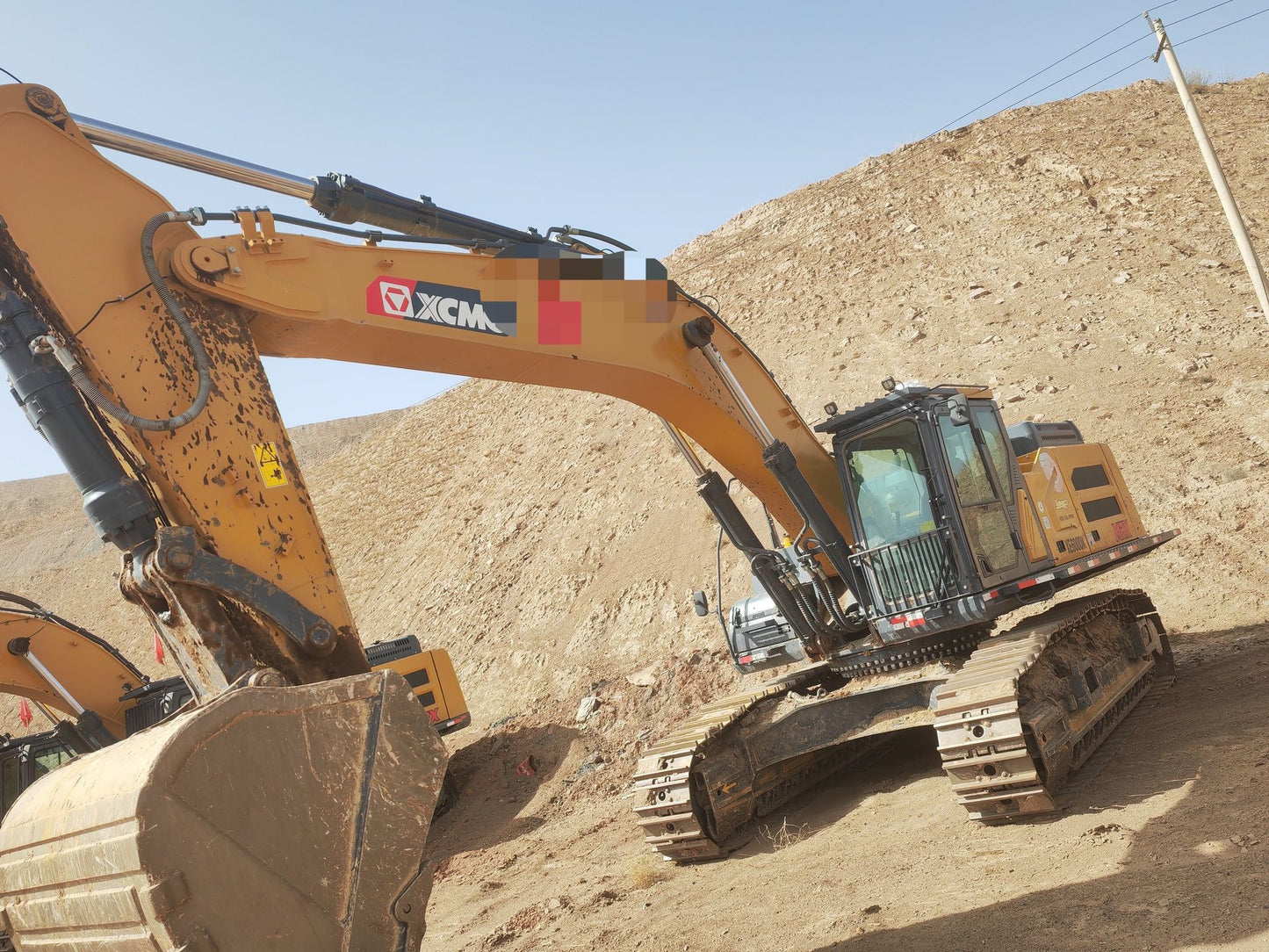 USED XCMG XE600DK