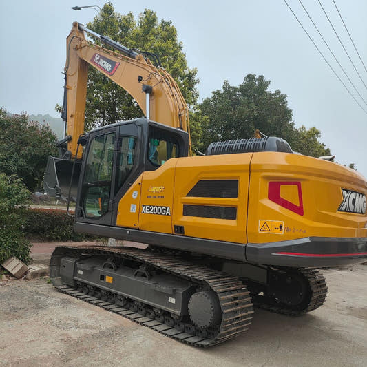 Used XCMG XE200GA Excavator for Sale side view