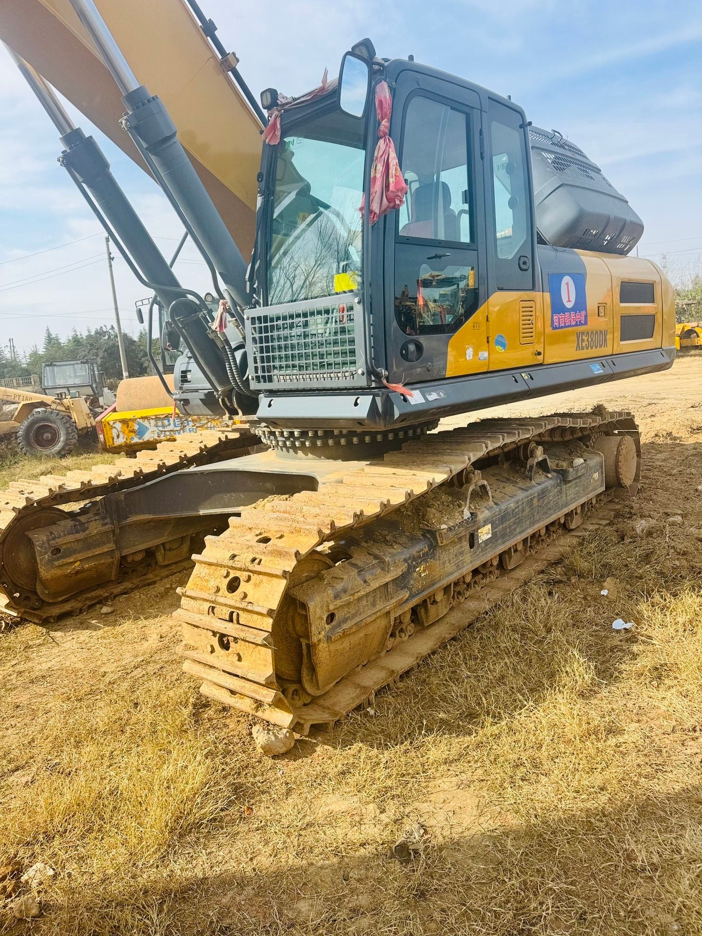 USED XCMG XE380DK