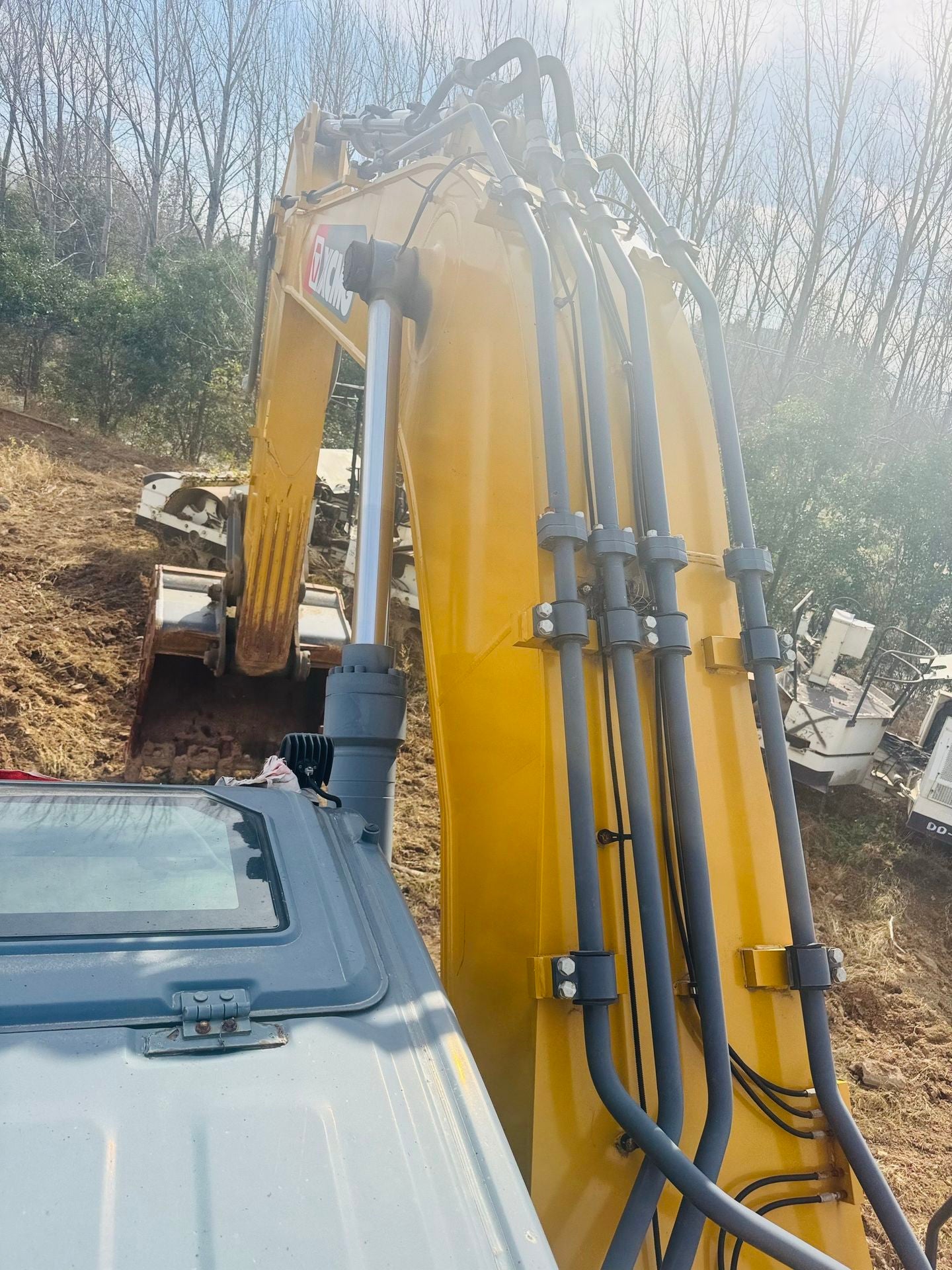 USED XCMG XE380DK