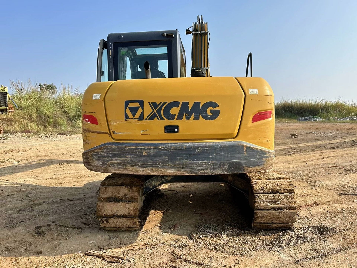 USED XCMG XE90DA