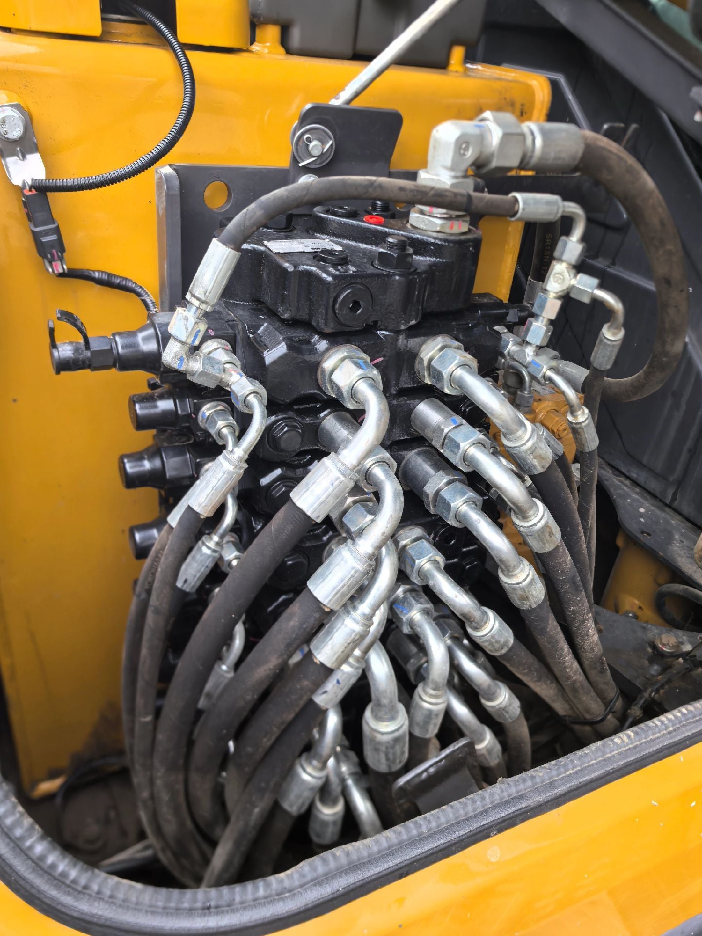 USED XCMG XE55GA