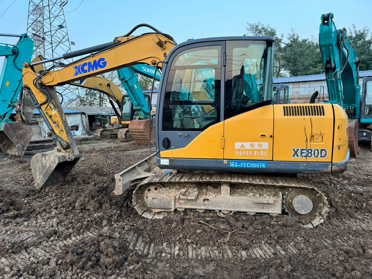USED XCMG XE80D