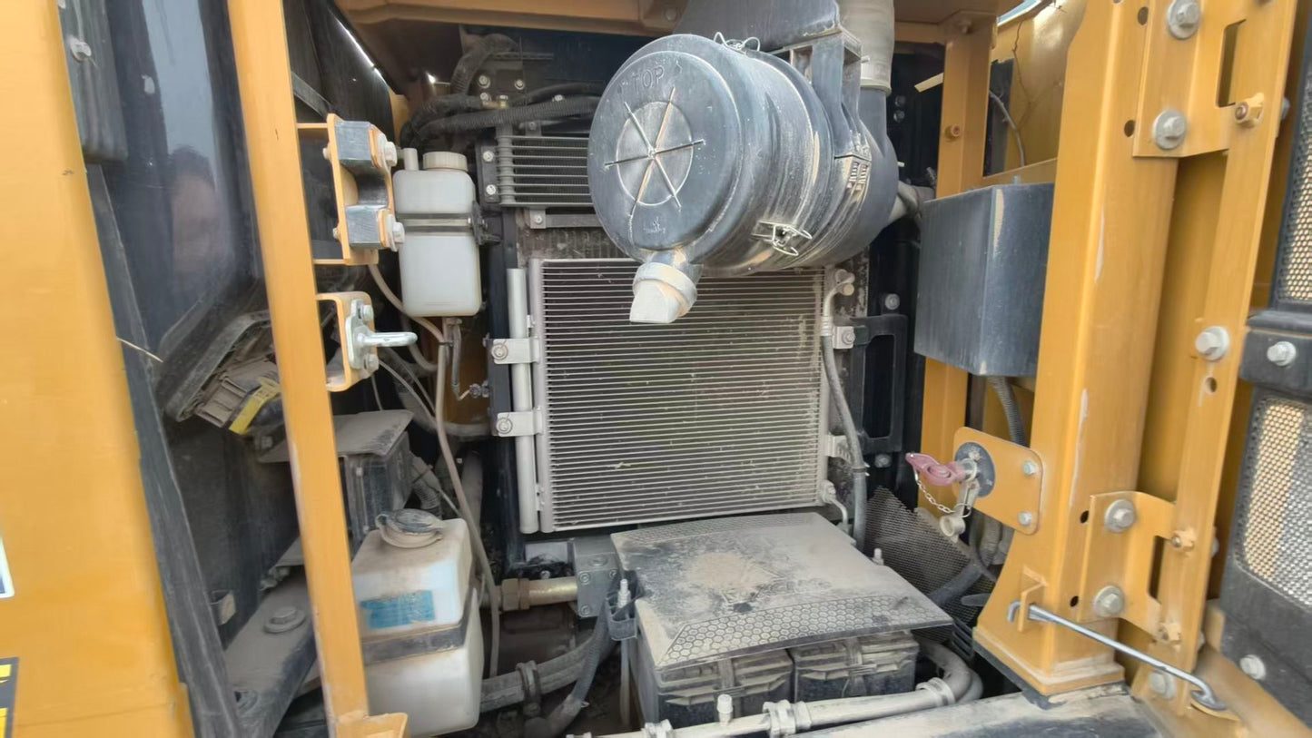 USED XCMG XE105GA