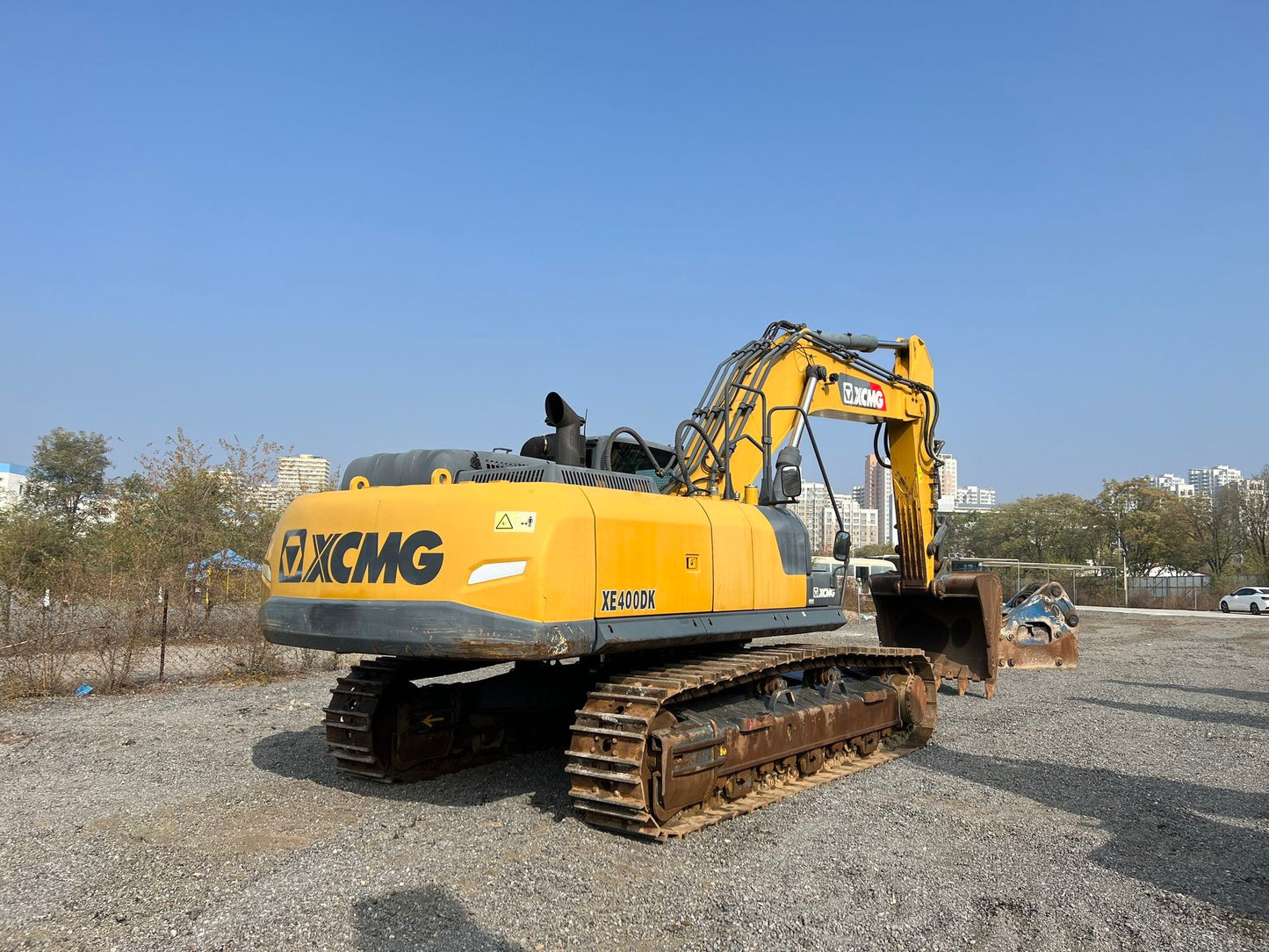 USED XCMG XE400DK