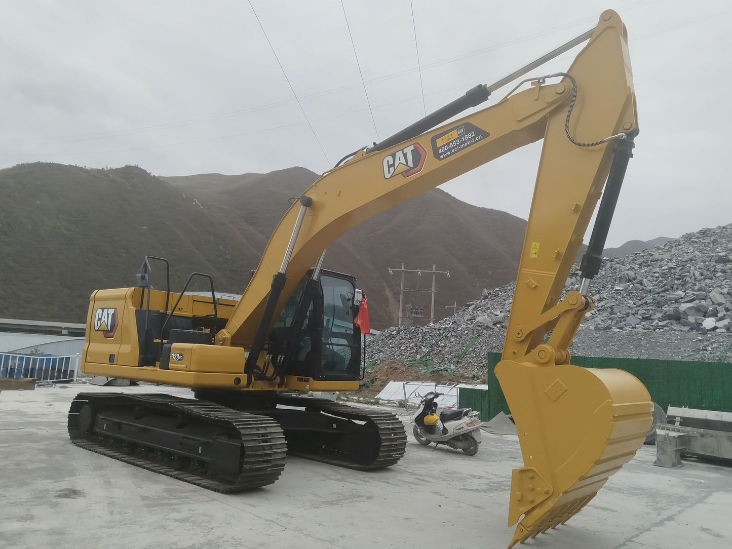 Used Caterpillar 323GC Excavator for Sale front view