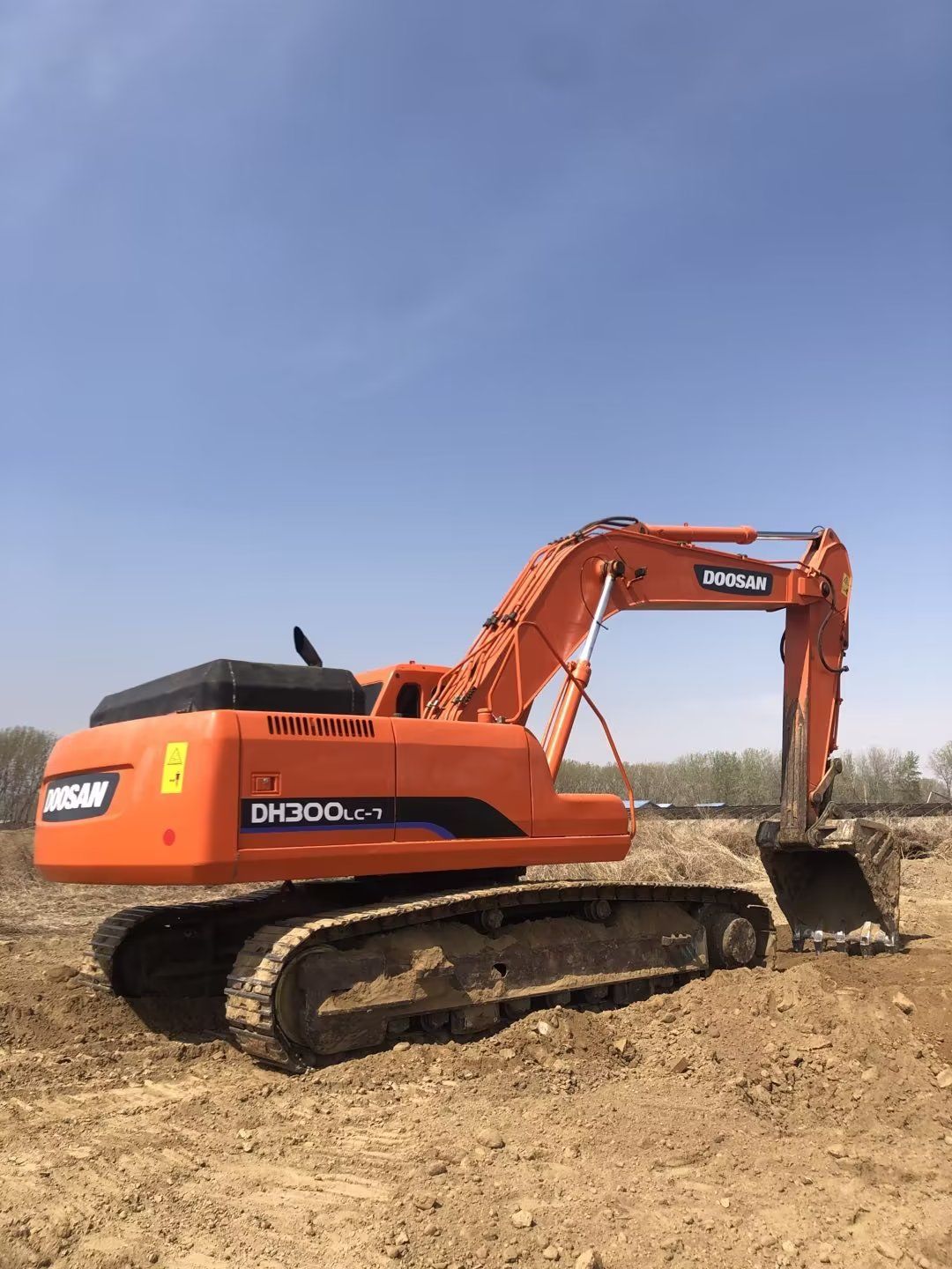 Used Doosan DH300LC-7 Excavator for Sale detail view