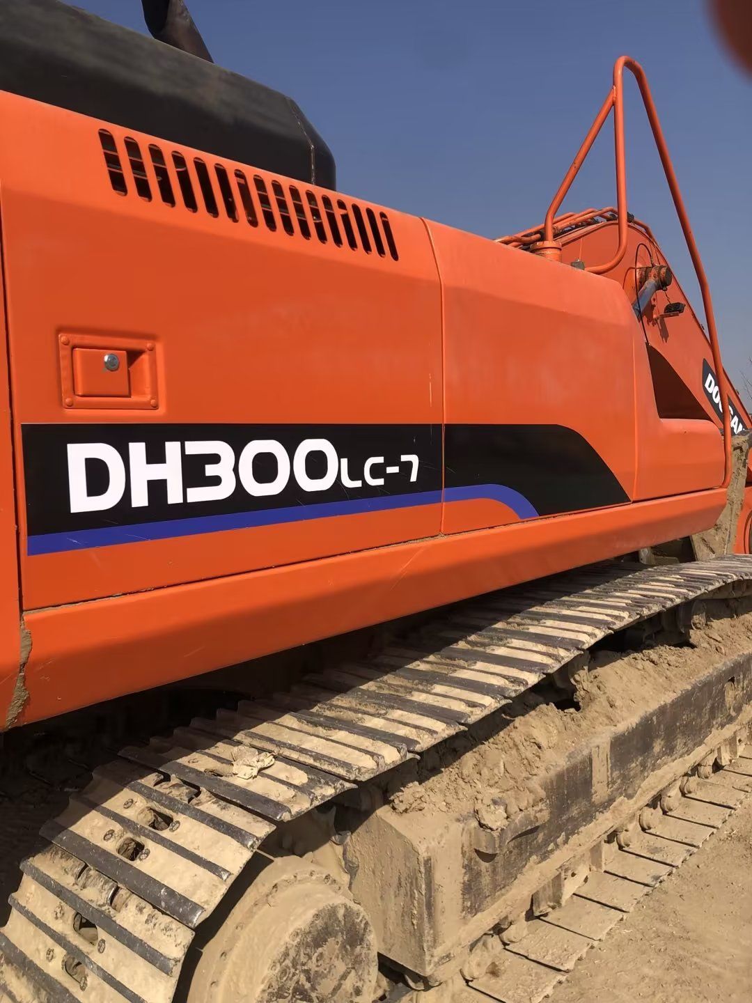 Used Doosan DH300LC-7 Excavator for Sale rear side view