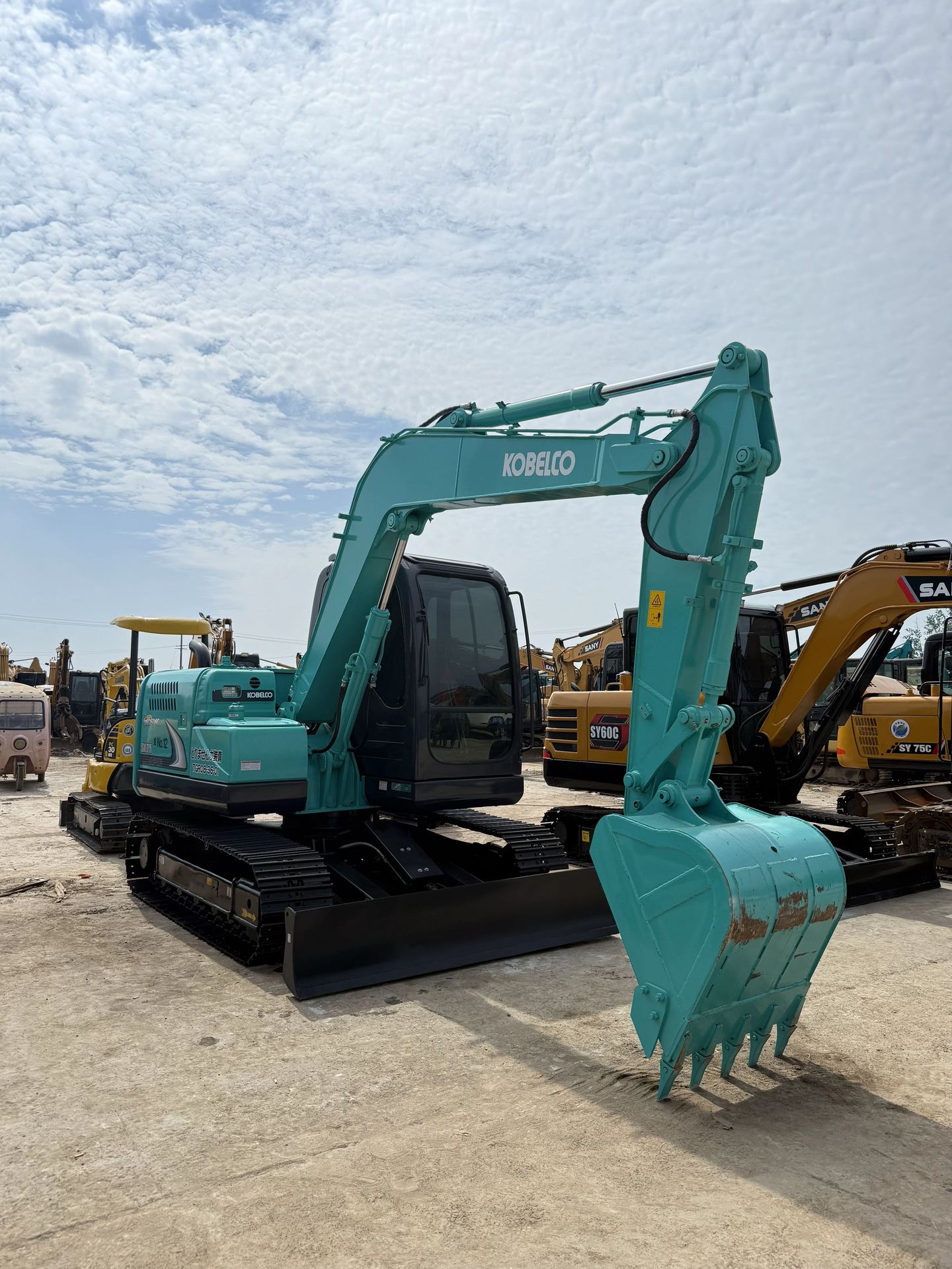 USED KOBELCO SK75