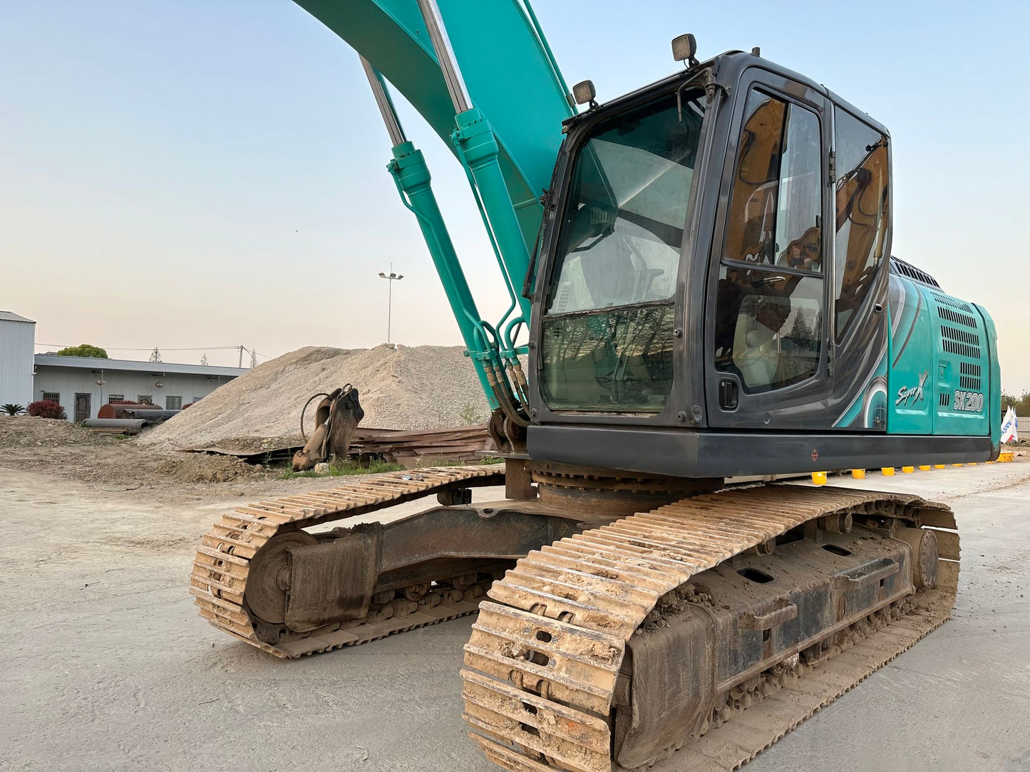 USED KOBELCO SK200-10