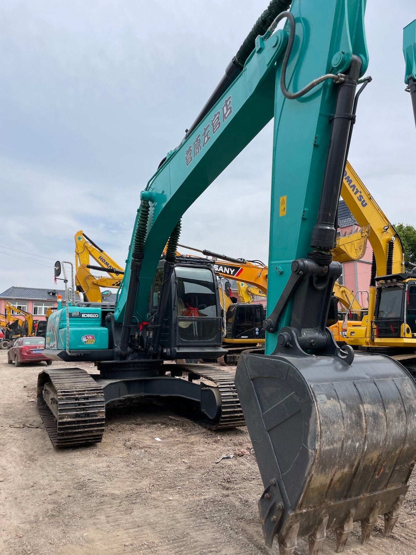 Used Kobelco SK200D Excavator for Sale