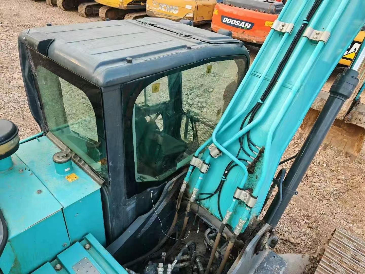 USED KOBELCO SK220