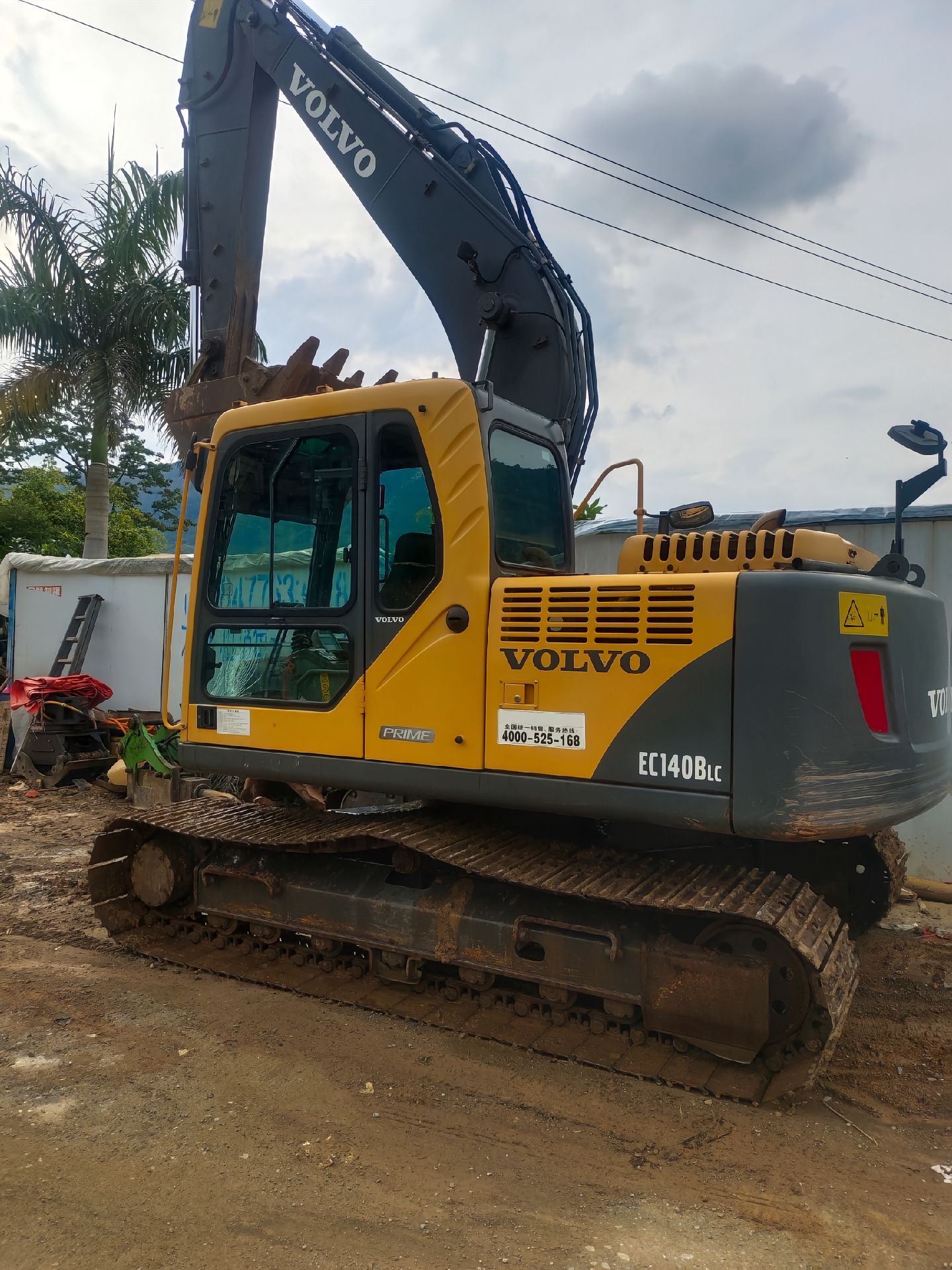 Used Volvo EC140BLC Excavator for Sale front view