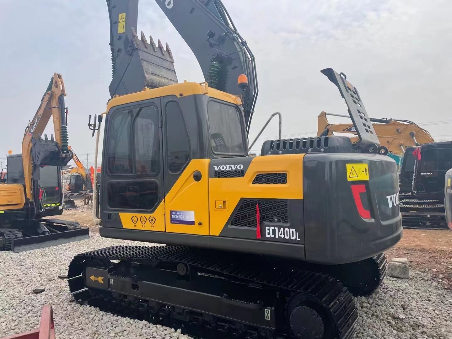 Used Volvo EC140DL Excavator for Sale detail view