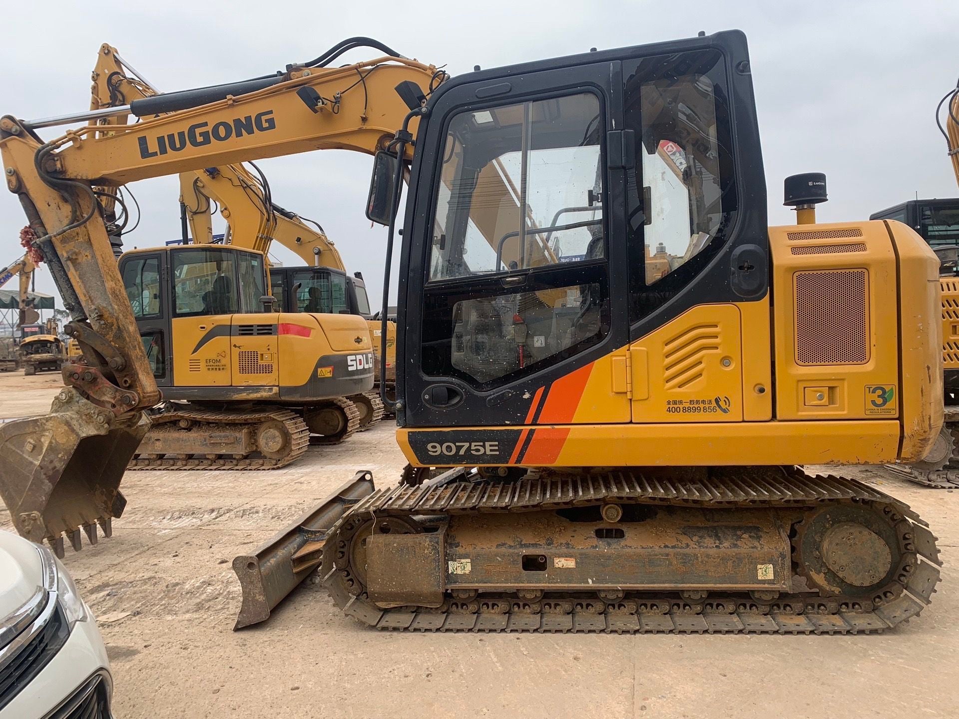 Used Liugong 9075E Excavator for Sale rear side view
