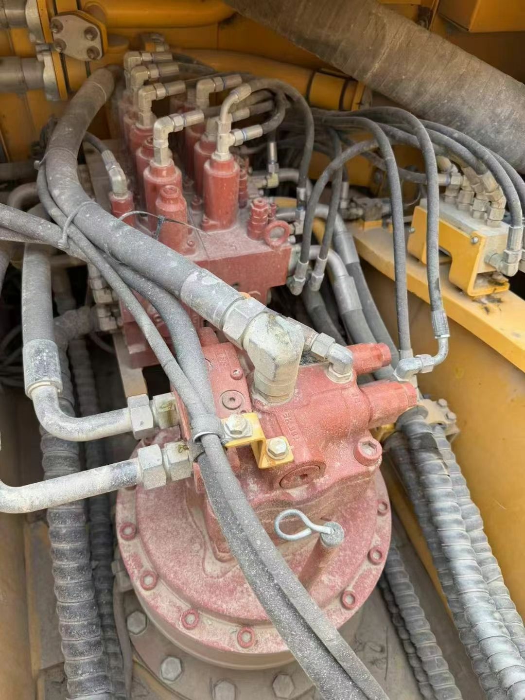 Used Liugong 933E Excavator for Sale front view