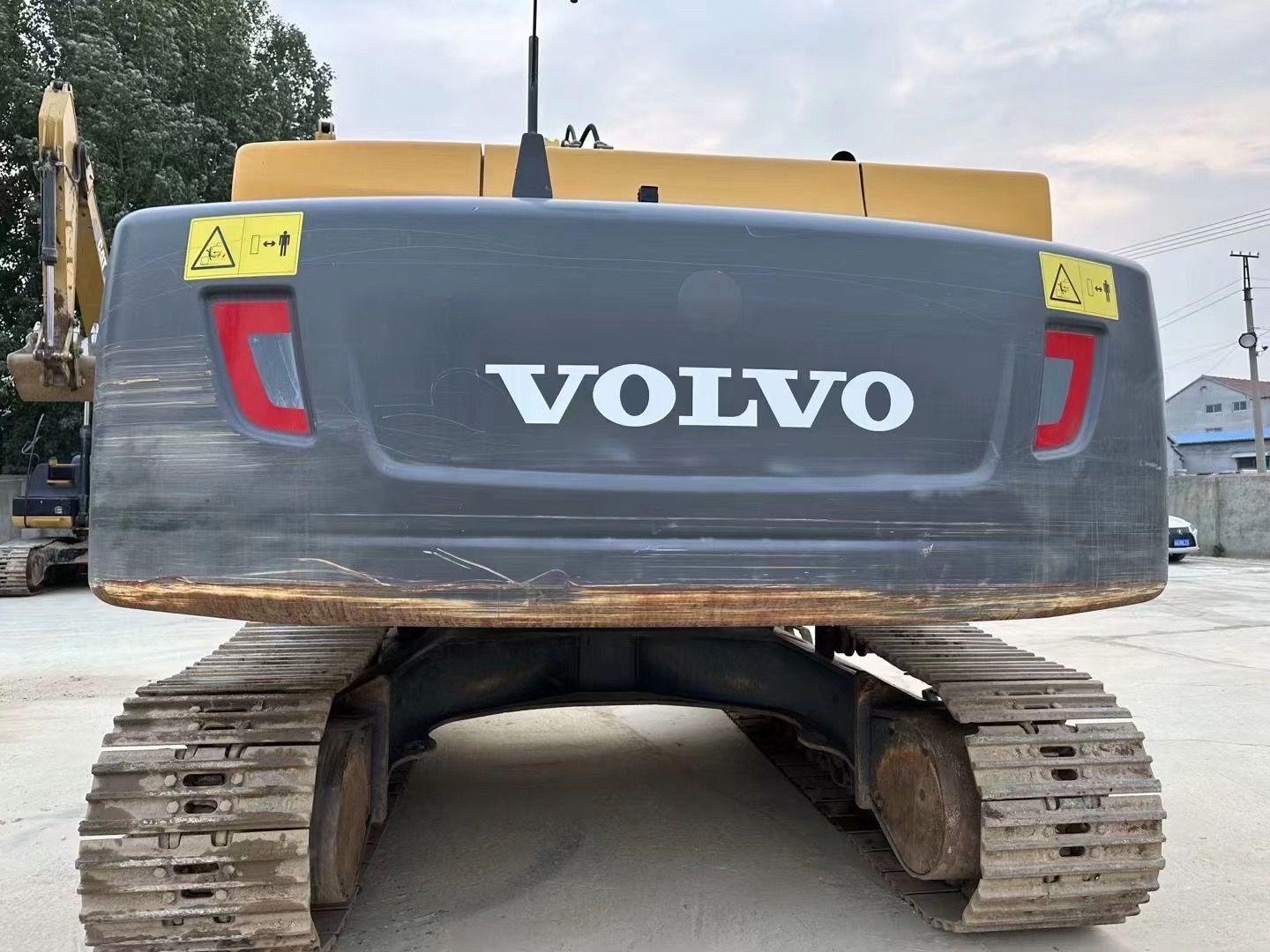 Used Volvo EC350D Excavator for Sale detail view
