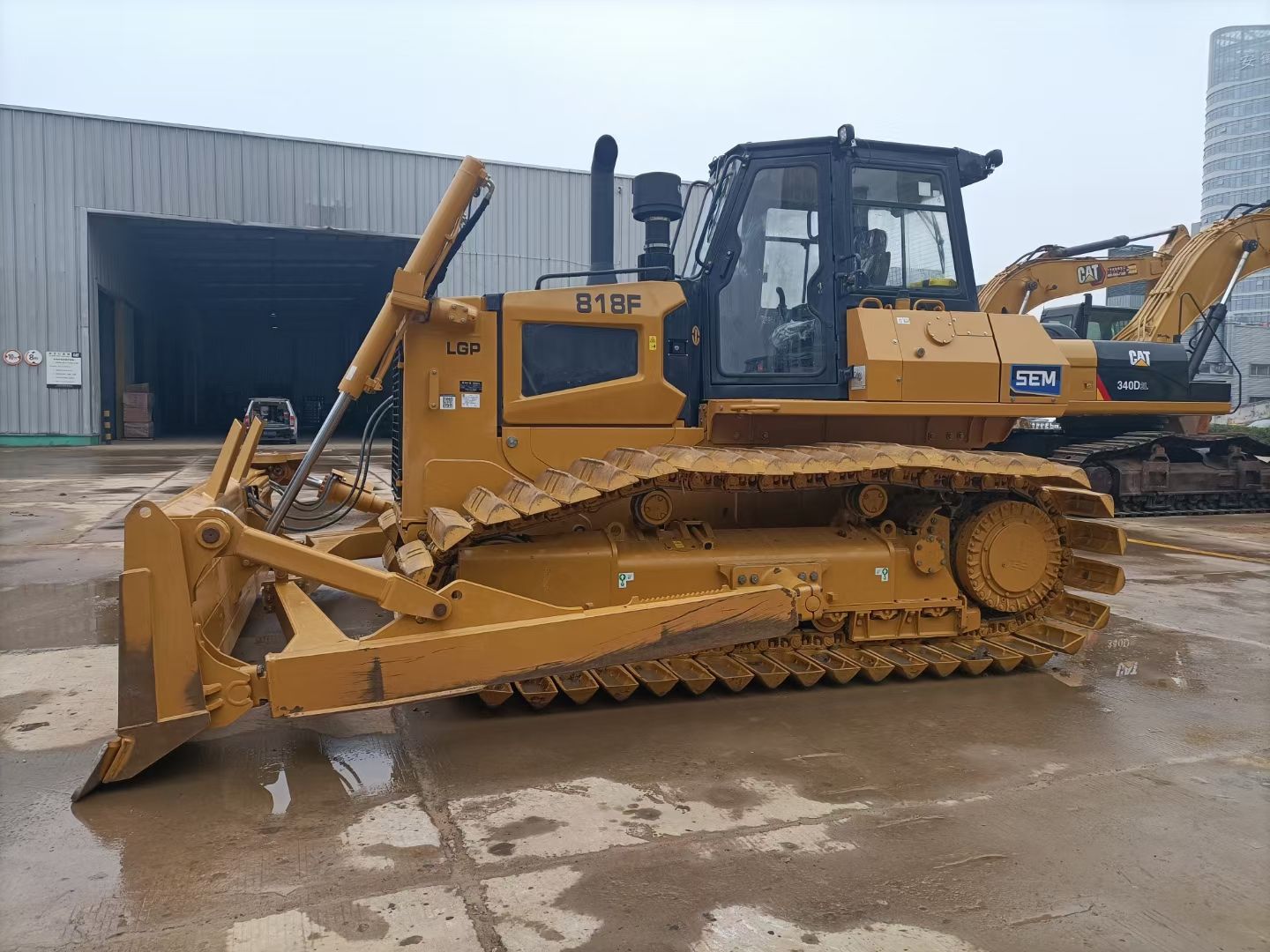 USED SEM 818F