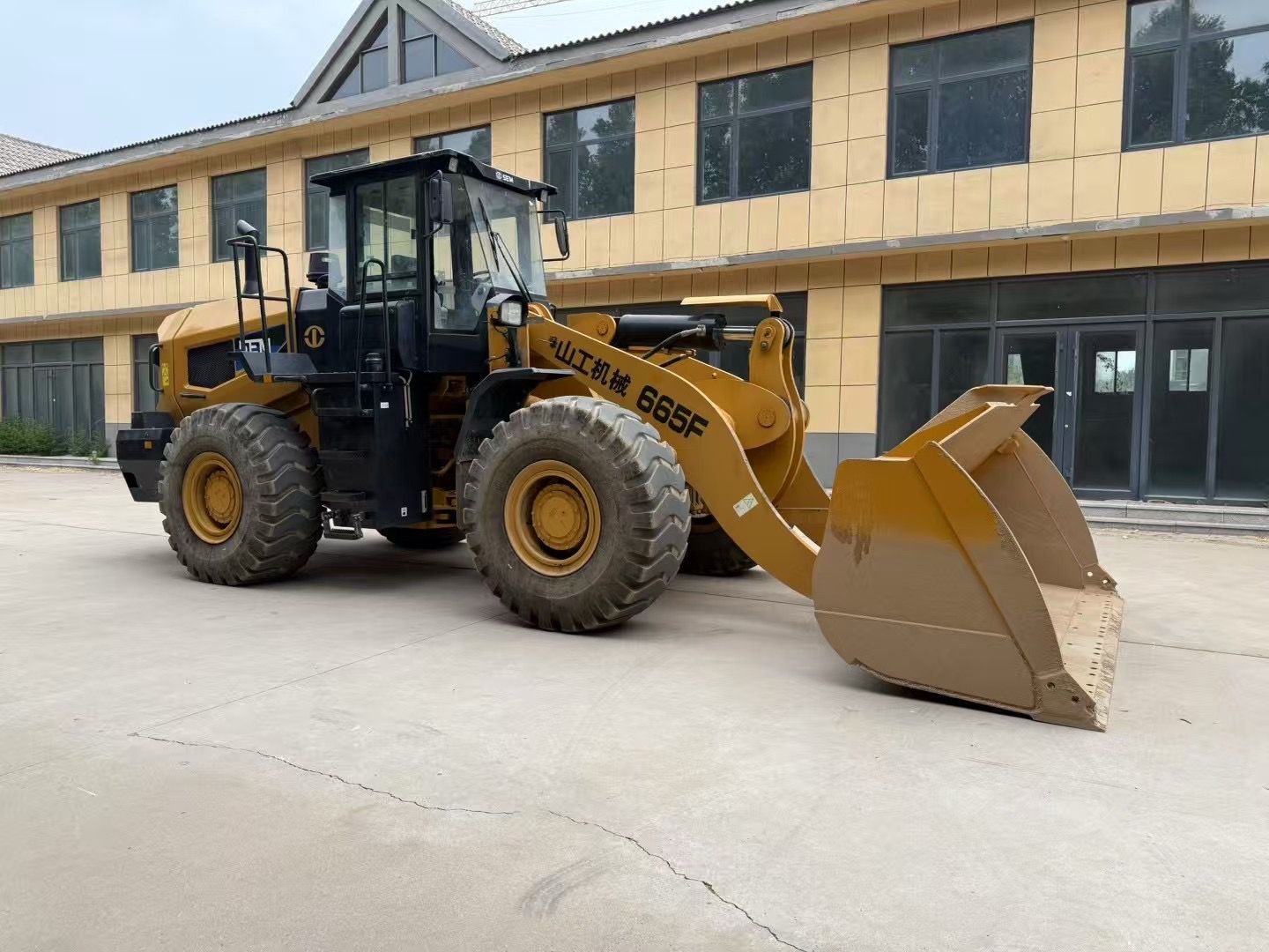 USED SEM 665F
