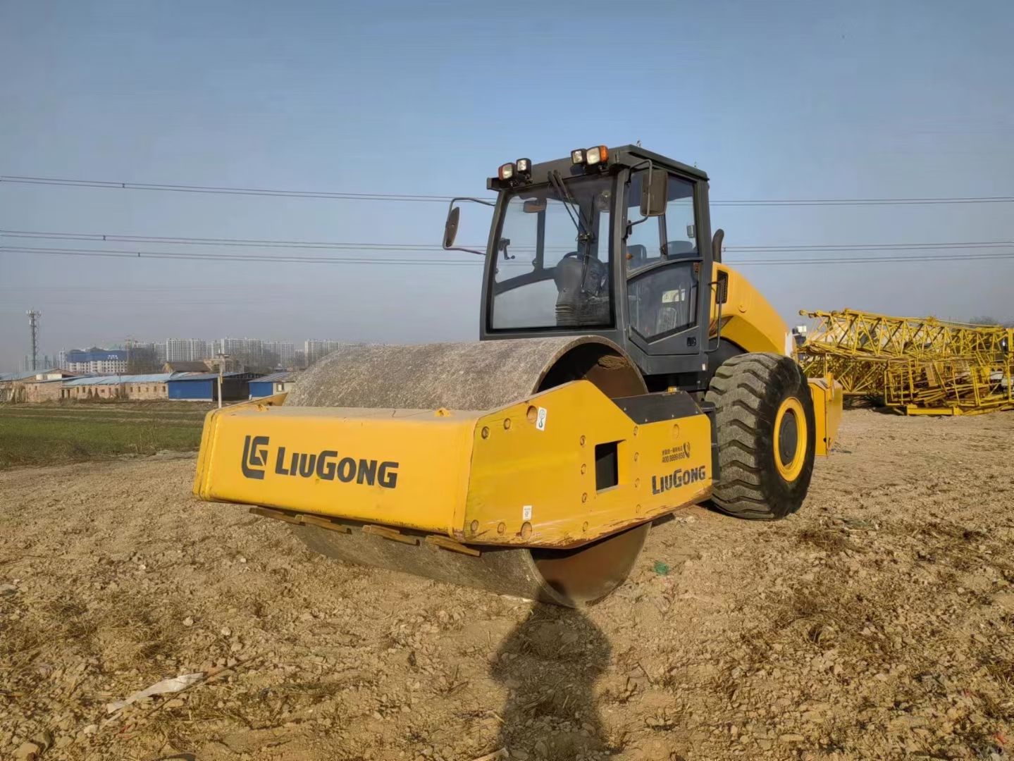 Used Liugong 6122E Road Roller for Sale front view