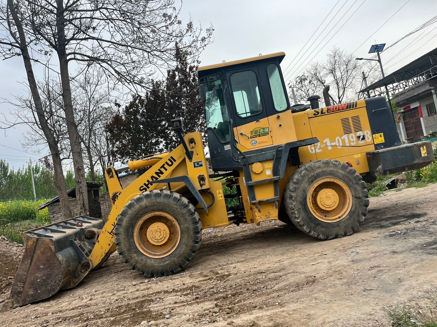 USED SHANTUI SL30WN