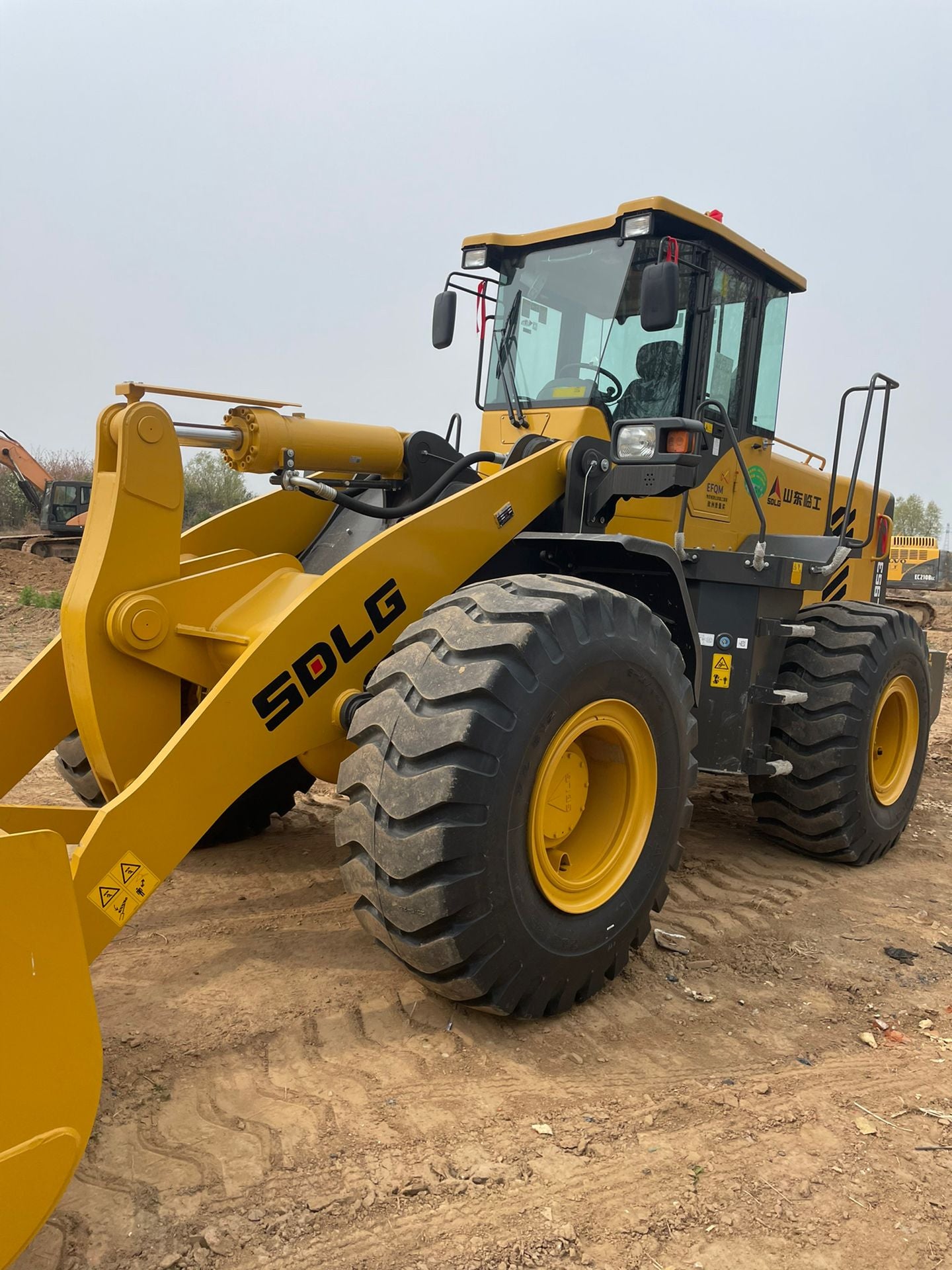 USED SDLG L953