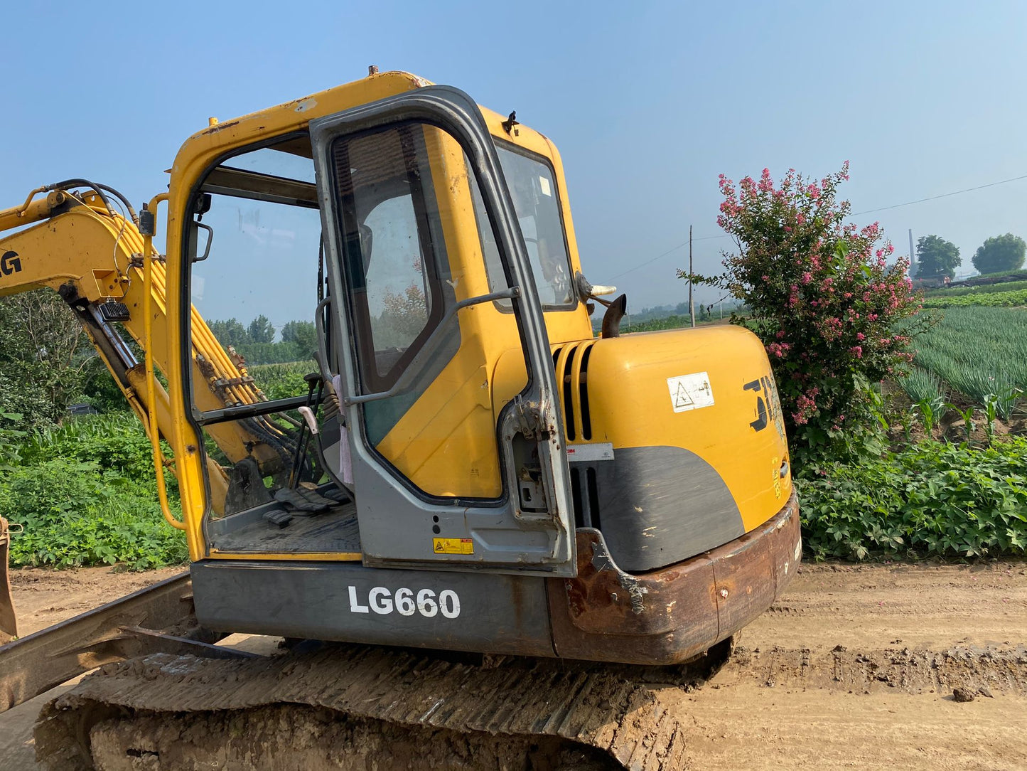 USED SDLG LG660