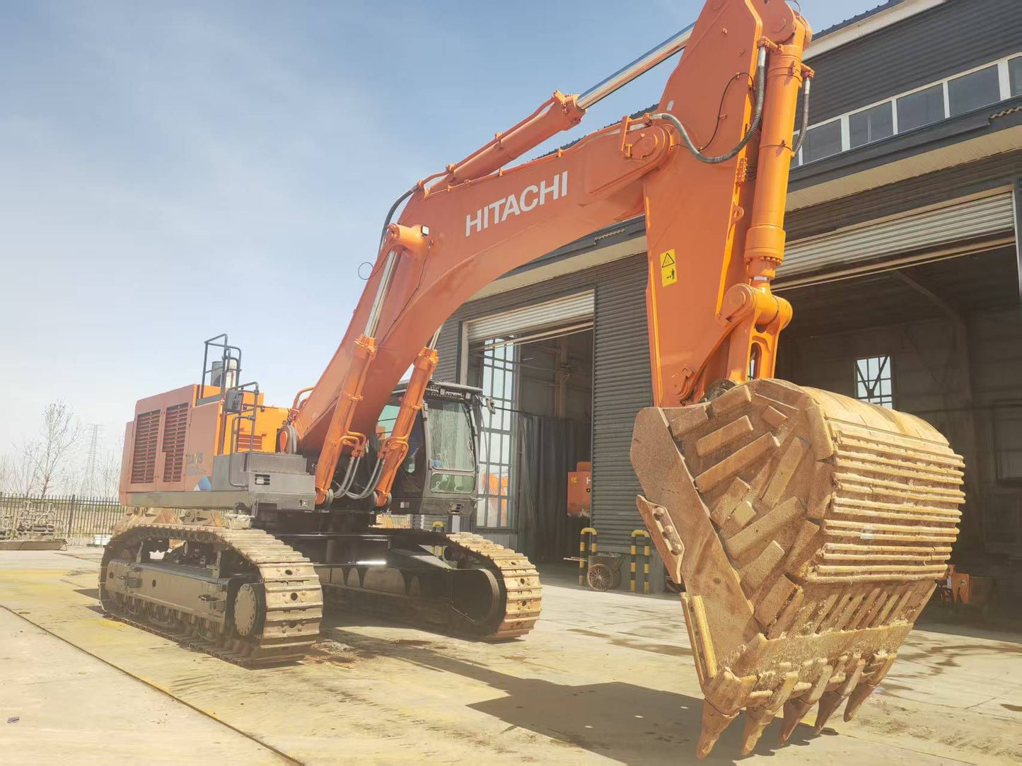 USED HITACHI ZX890LCH-5A