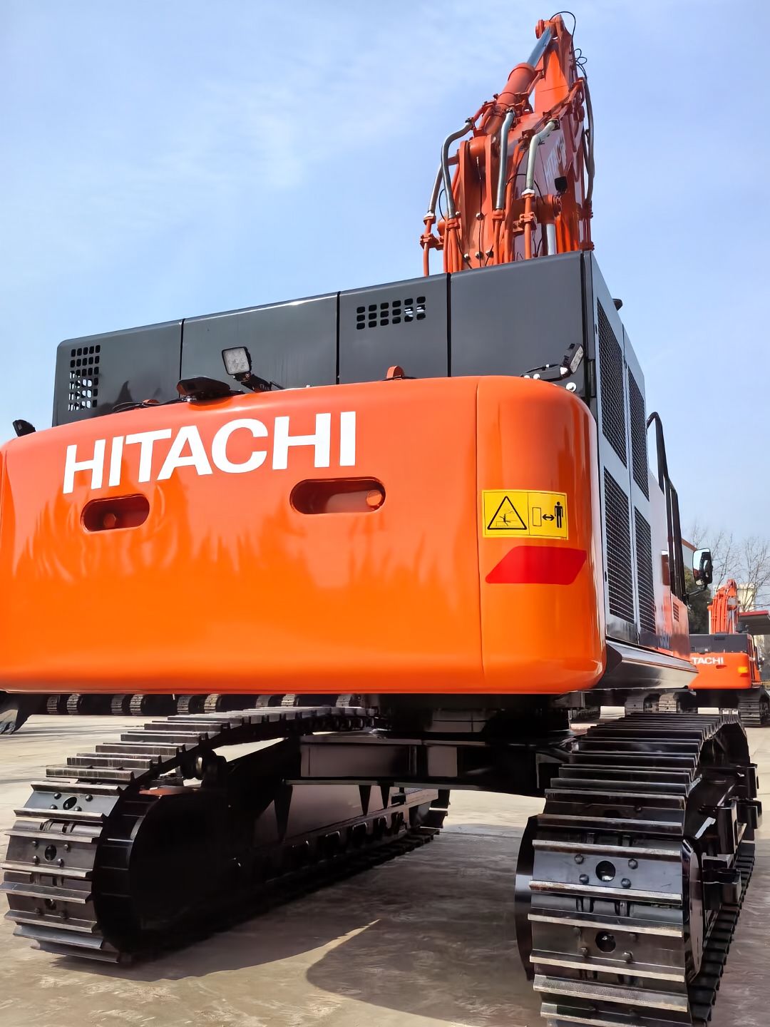USED HITACHI ZX550LCH-6A