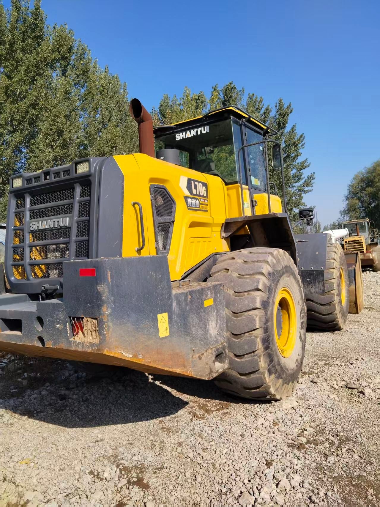 USED SHANTUI L70G