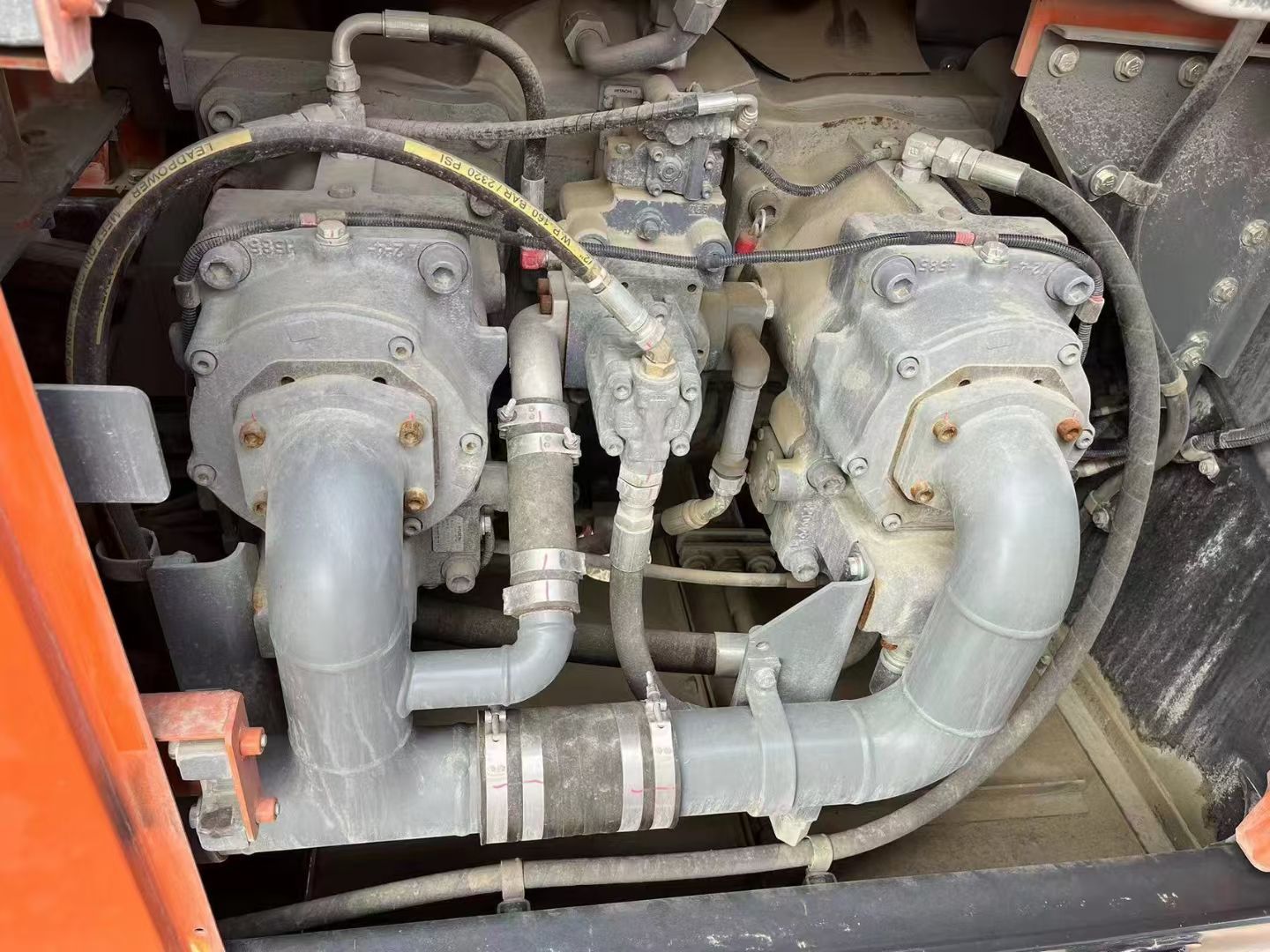 USED HITACHI ZX900LCH-6A