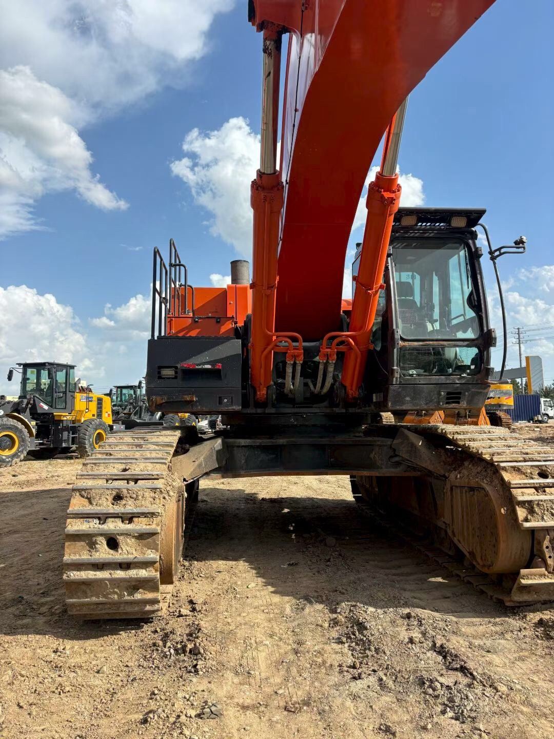 USED HITACHI ZX690LCH-7
