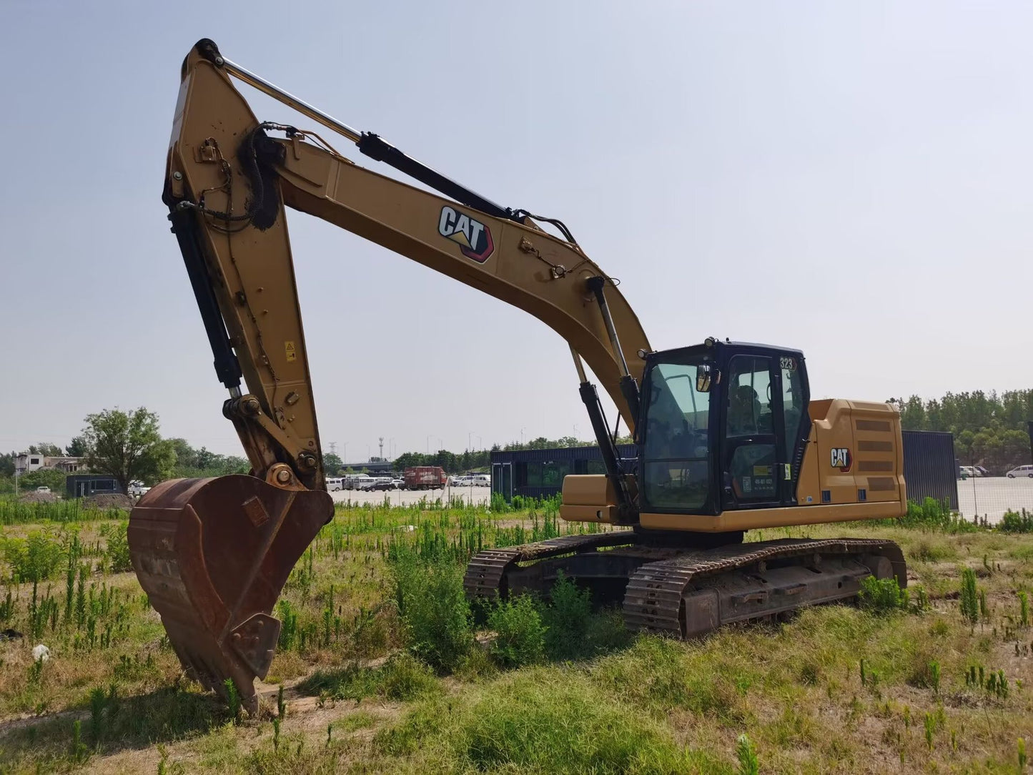 Used Caterpillar 323 Excavator for Sale rear side view