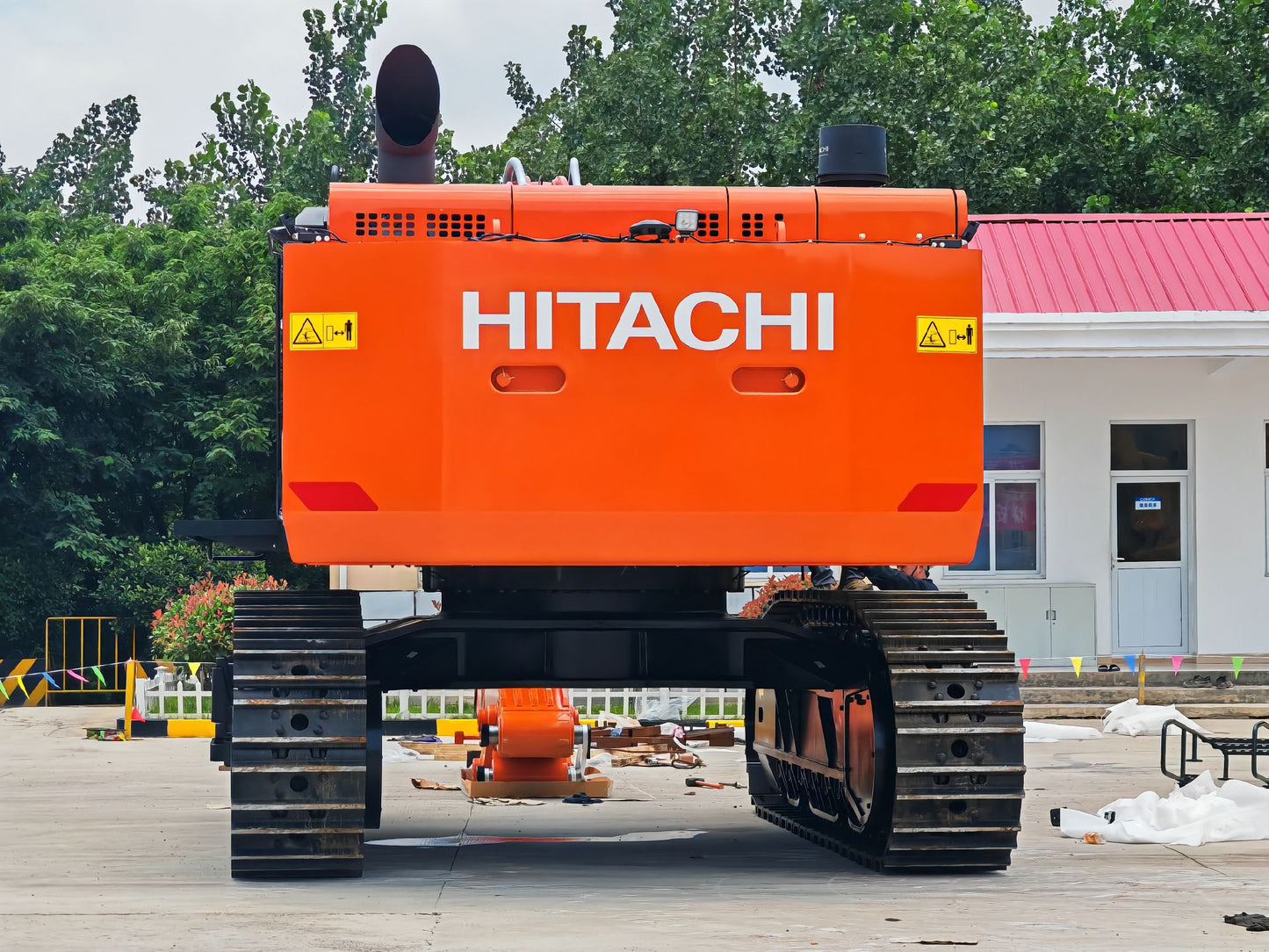 USED HITACHI ZX730LCH-6A