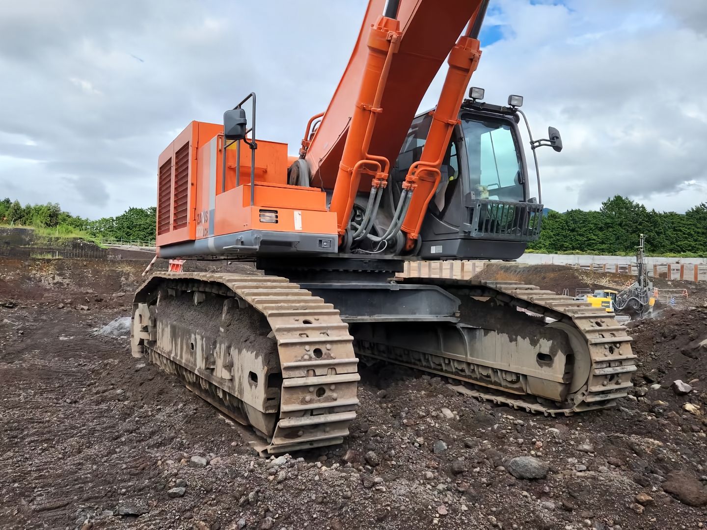 USED HITACHI ZX870LCH-5G