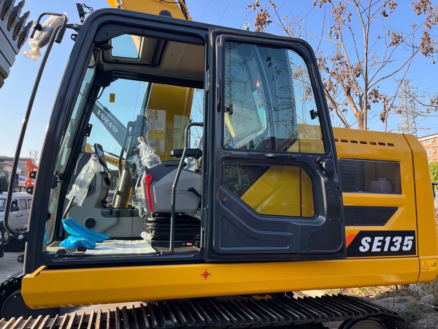 USED SHANTUI SE135
