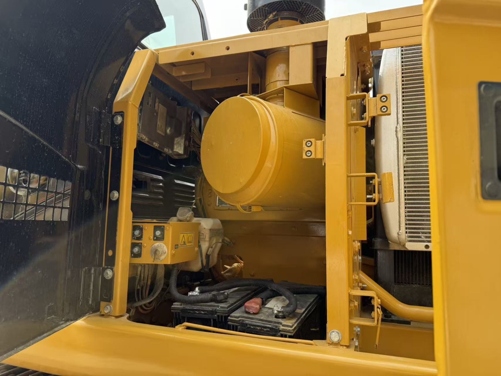 Used Caterpillar 324D2 Excavator for Sale detail view