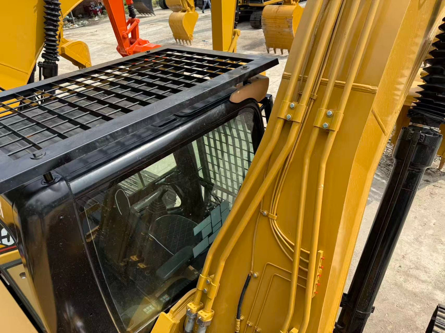 Used Caterpillar 324D2 Excavator for Sale detail view