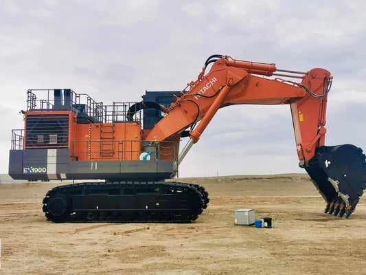 Used Hitachi EX1900-6 Excavator for Sale rear side view