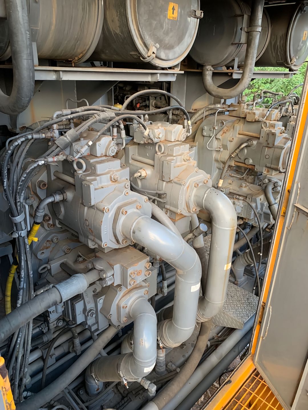 USED HITACHI EX1800-3